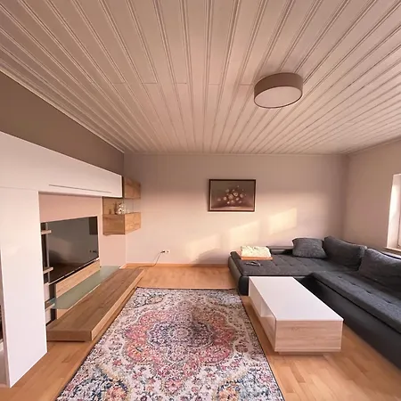 Helle Mit Grossem Balkon In In Der Suedeifel Bei Bitburg Lägenhet Nattenheim