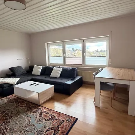 Helle Mit Grossem Balkon In In Der Suedeifel Bei Bitburg * Nattenheim