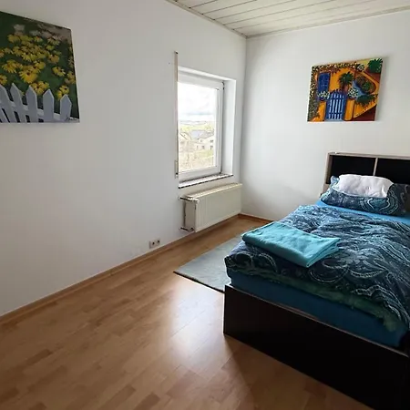 Helle Mit Grossem Balkon In In Der Suedeifel Bei Bitburg Apartmán