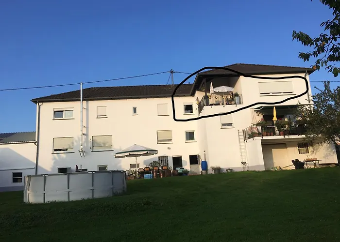 Helle Mit Grossem Balkon In In Der Suedeifel Bei Bitburg Lägenhet