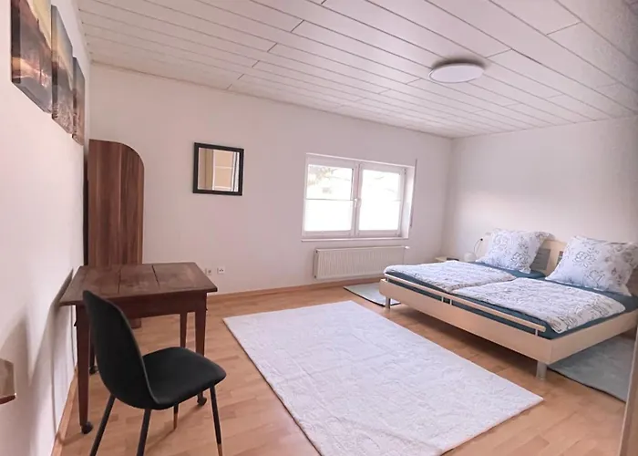 Helle Mit Grossem Balkon In In Der Suedeifel Bei Bitburg Nattenheim